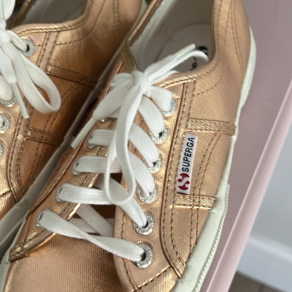 NWT Superga rose gold sneakers - Picture 4 of 7